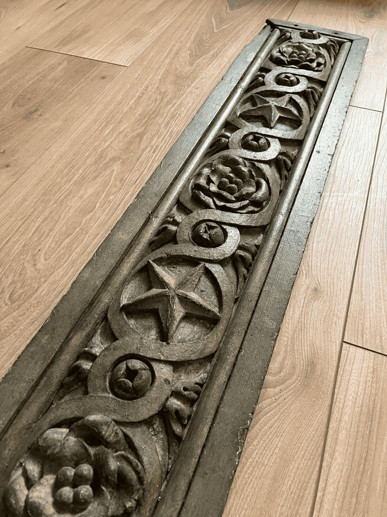 panneau en bois scuplté,patine verte-5.webp