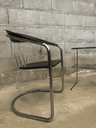 Chaise cantilever, CNASTRA chrome et noire, design ARRBEN, années 70-1.webp