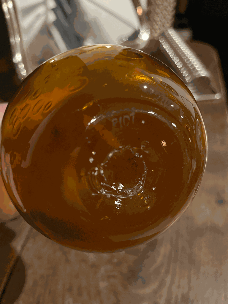 Vase marron orangé en verre soufflé, ambré torsadé signé BIOT-2.webp