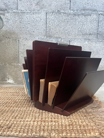 Porte-revues en bois "DEVENGER"-2.webp
