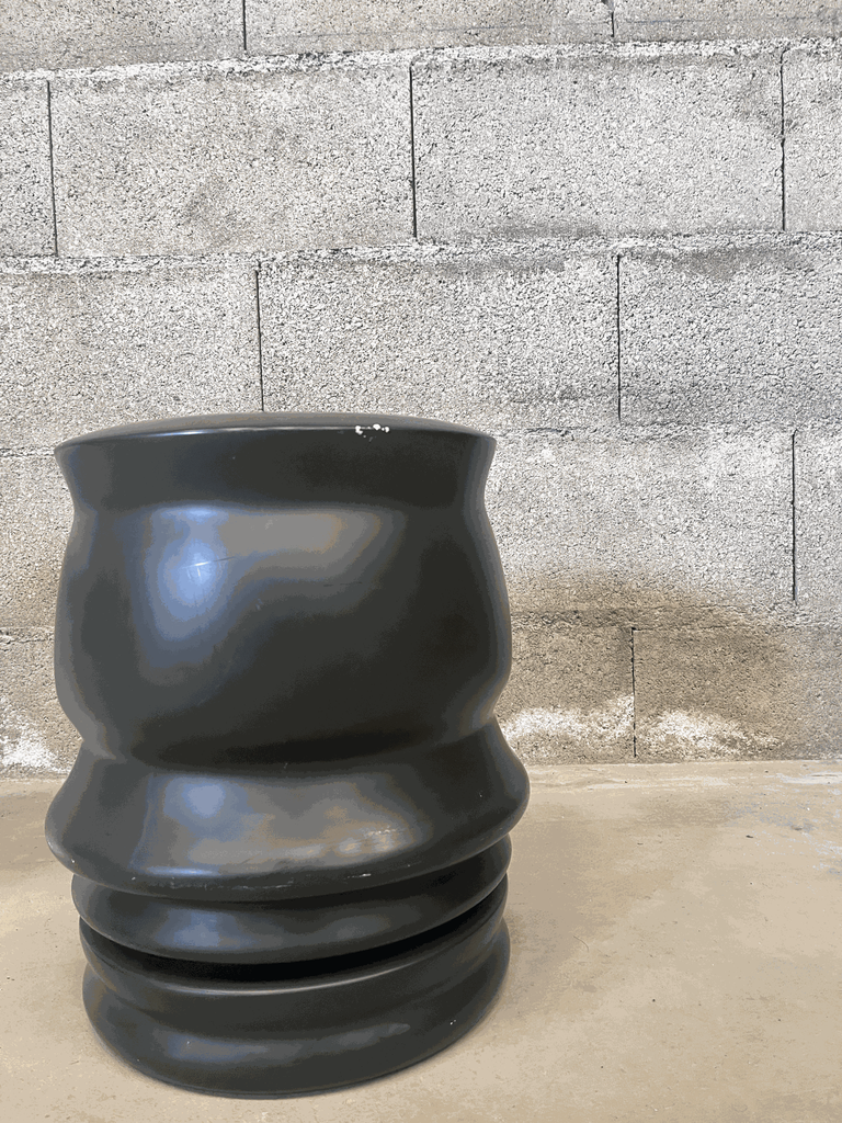 Tabouret fibre de verre, "RADL" modèle RAY de Claudio COLUCCI, année 1999-3.webp