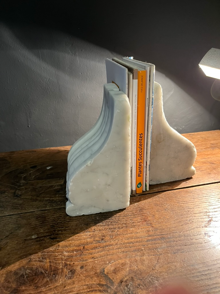 Serre-livres en marbre, détourné-3.webp