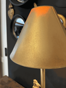 lampe en laiton,'Bonnet',années 60-4.webp