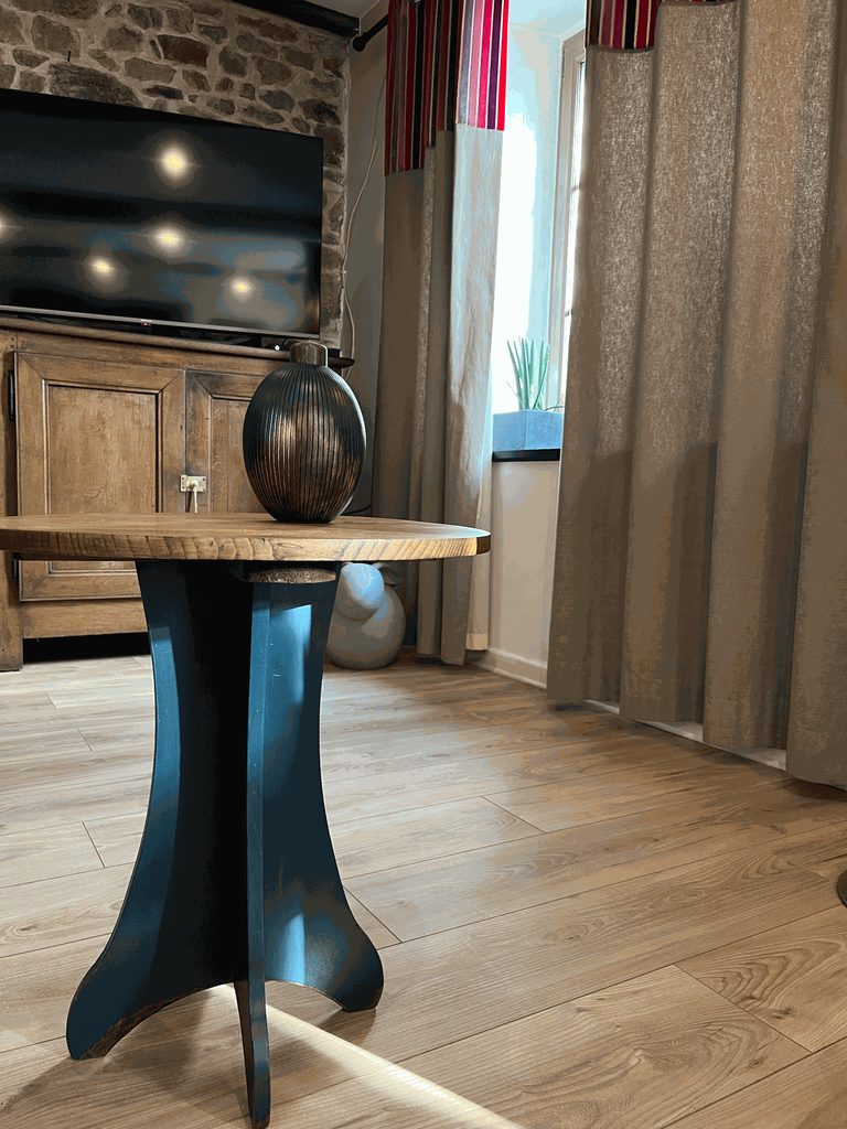 guéridon en bois ,rénové-4.webp