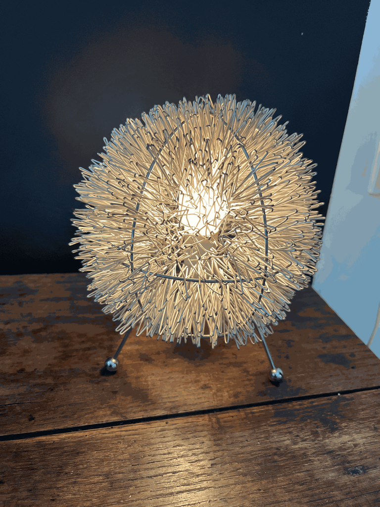 Lampe tripode métallique, DLG CATELLANI & SMITH.webp