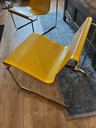 fauteuil jaune "monopoli"par Pietro Arosio-2.webp
