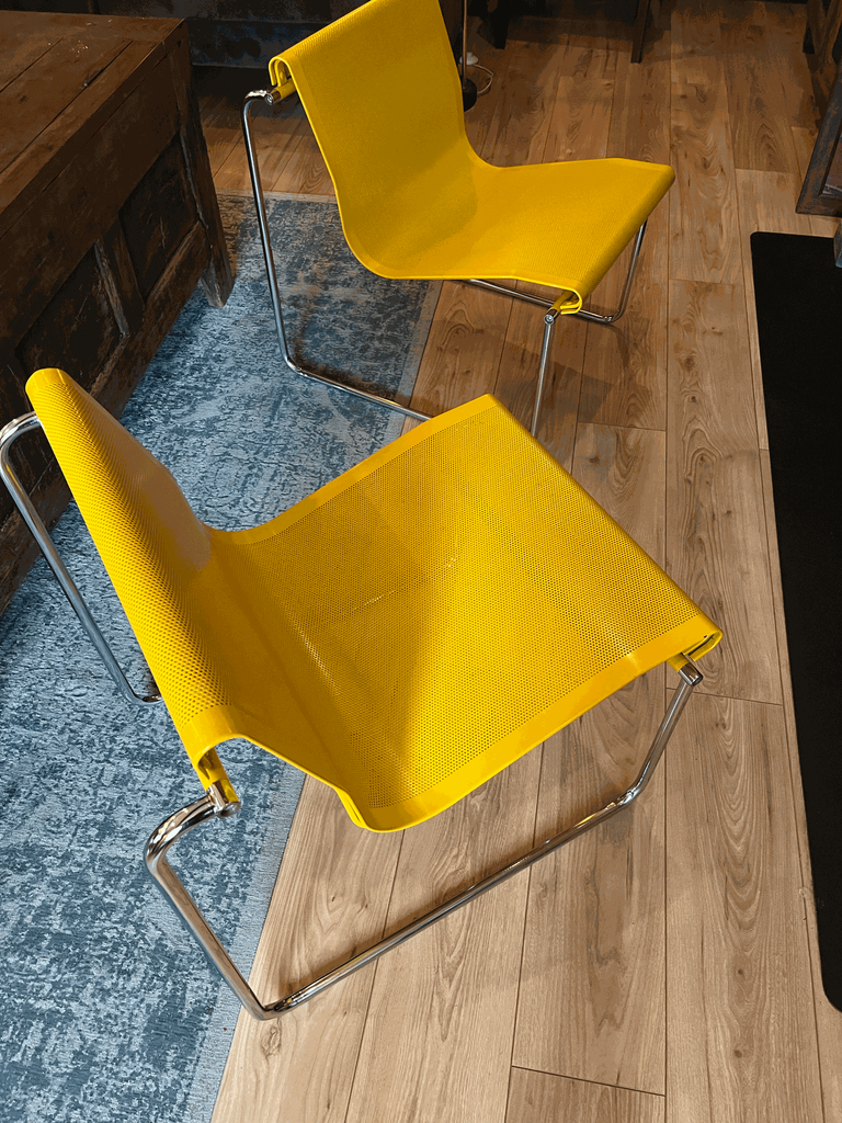 fauteuil jaune "monopoli"par Pietro Arosio-4.webp