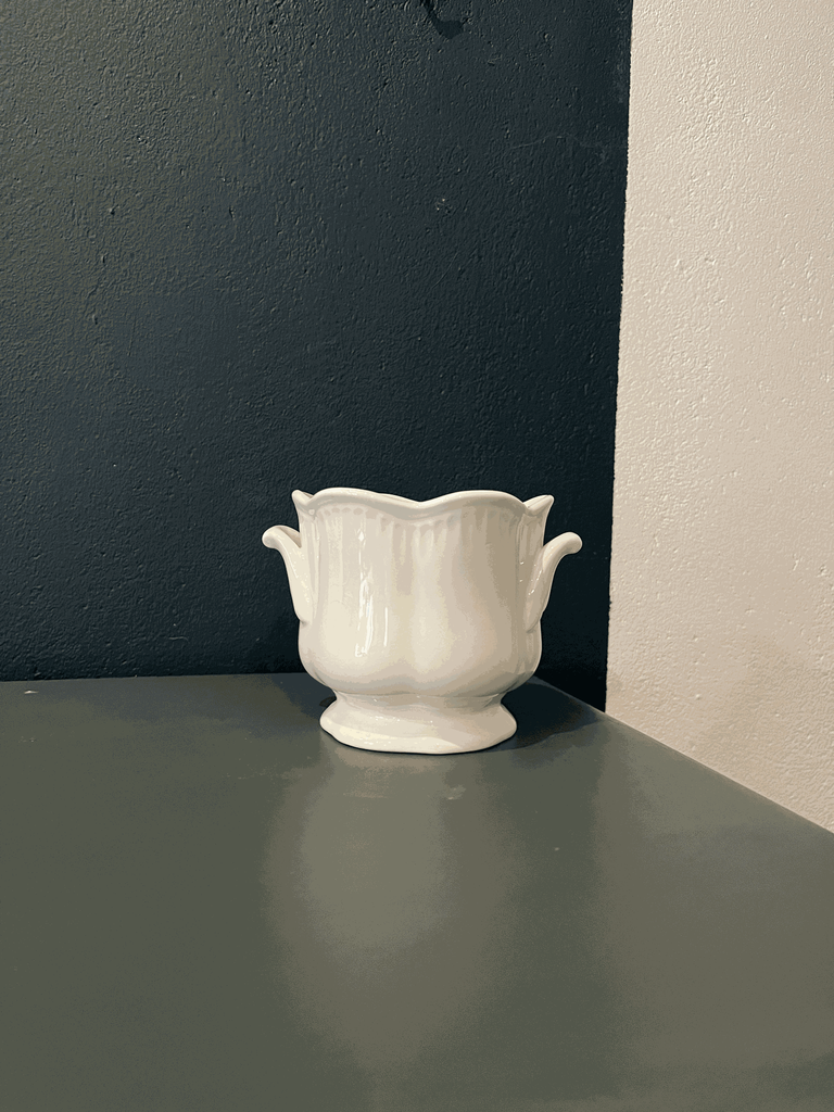 petit vase en porcelaine ,blanc ,'GIEN'-1.webp
