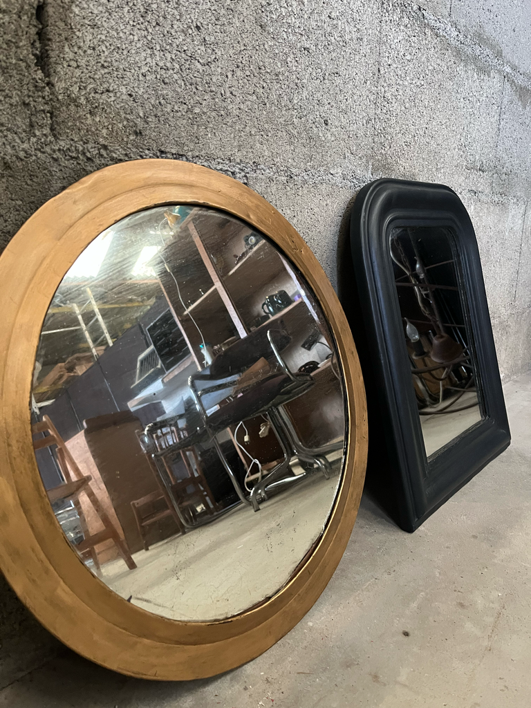 Miroir rond en métal, peint couleur or