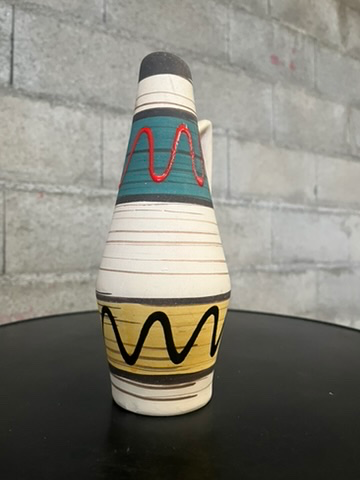 Vase en céramique, forme originale