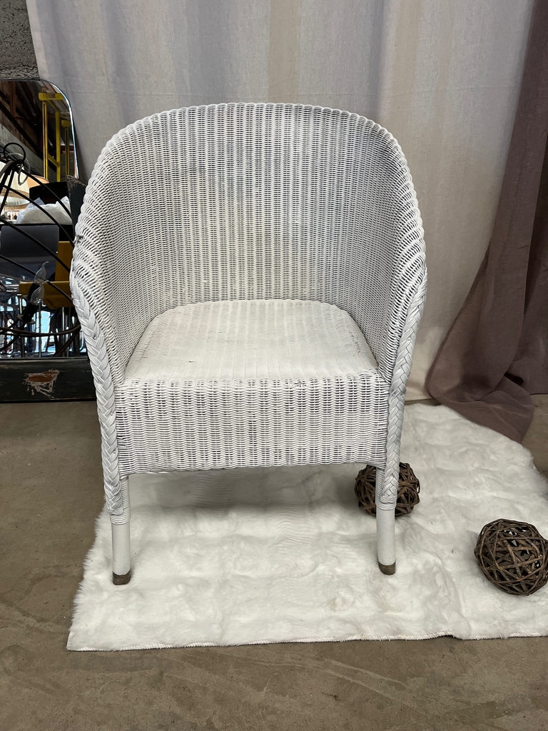 Fauteuil en osier blanc 'Lloyd Loom'