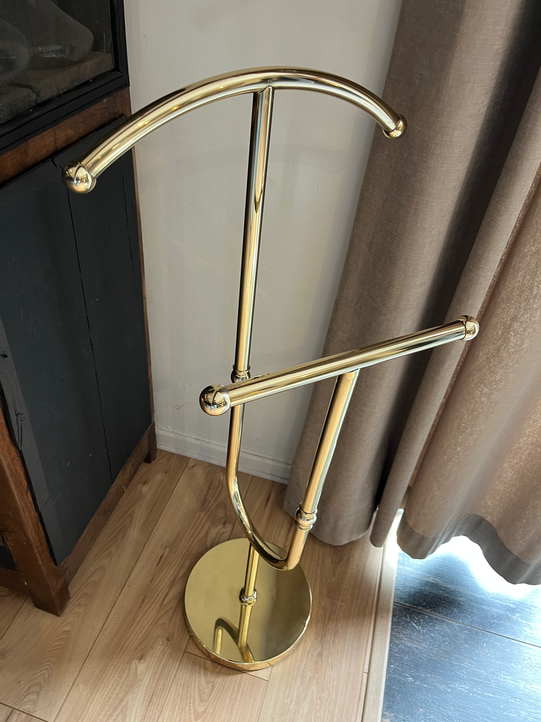 Serviteur en laiton, socle en marbre