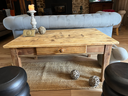 Grande table basse en bois, un tiroir