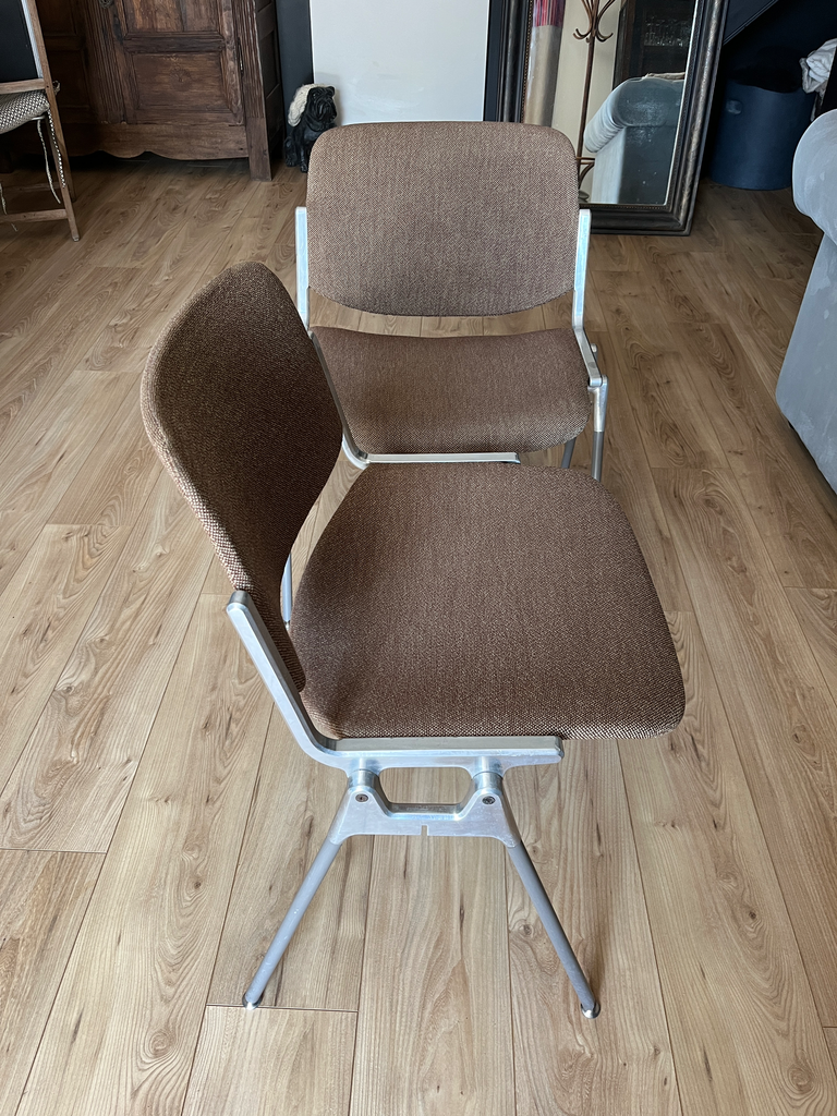 Chaise DSC 106