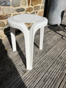 Tabouret tripode blanc
