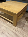 Table basse carrée en bois