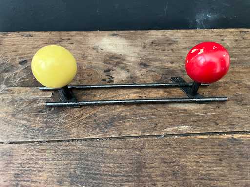 Porte-manteaux 'boule' vintage