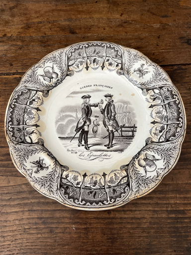 Assiette parlante 'gardes françaises '