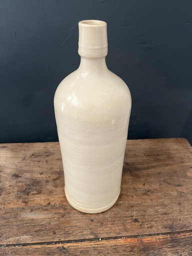 Bouteille en grès blanc vernis