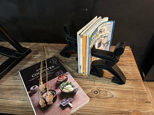 Serre-livres en caoutchouc noir