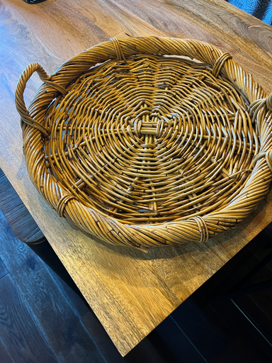 Grande panière en osier vintage