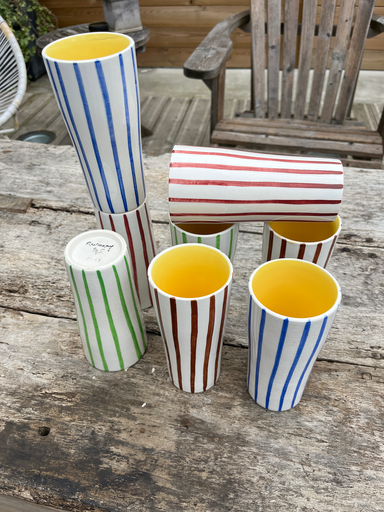 Lot de huit grandes tasses 'Revernay'