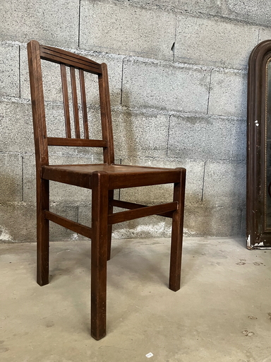 Chaise en bois 'Elf indislocables', années 50